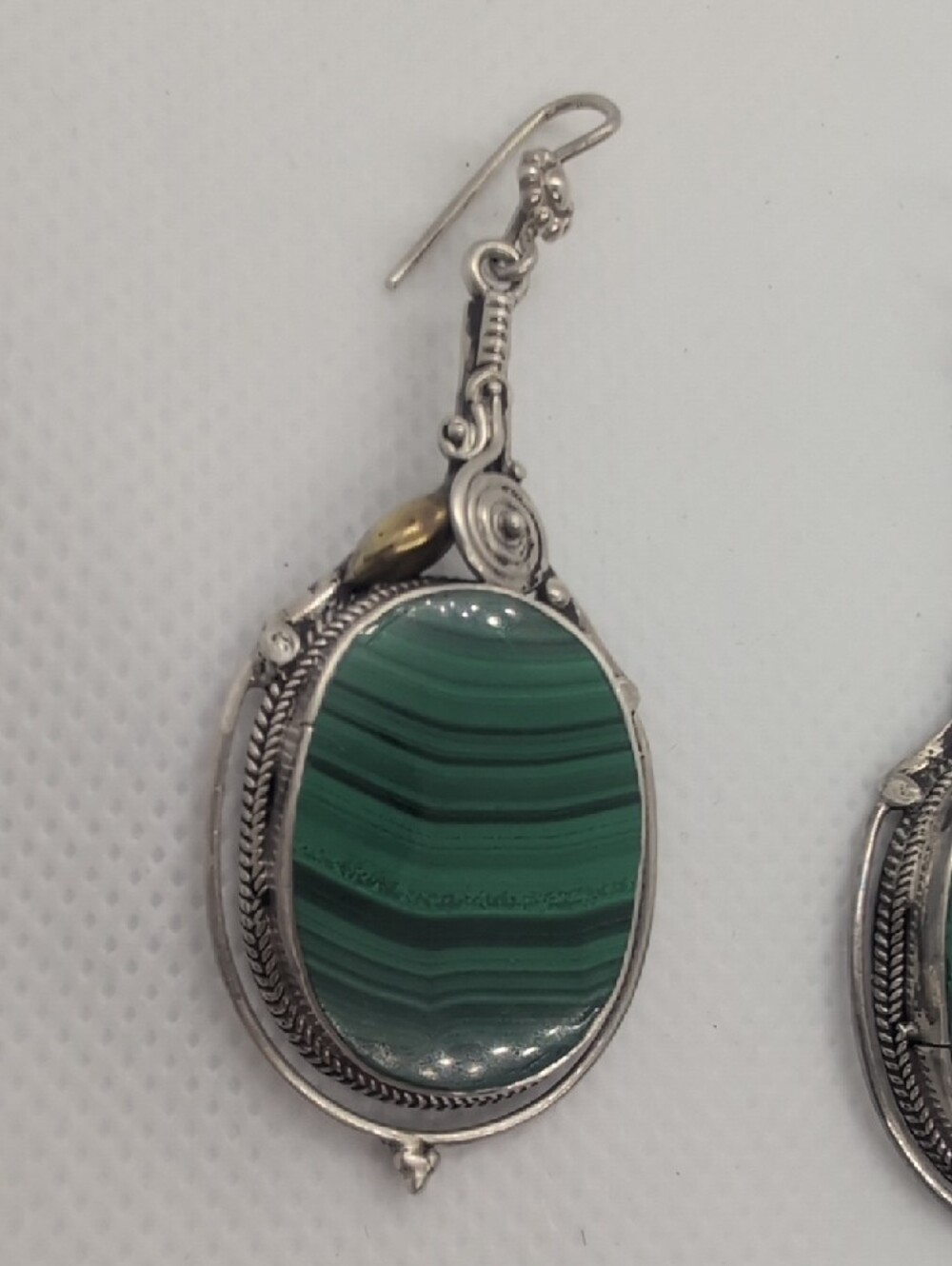 925 Green Malachite Drop Detailed Earrings - Silver - Picture 3 of 7